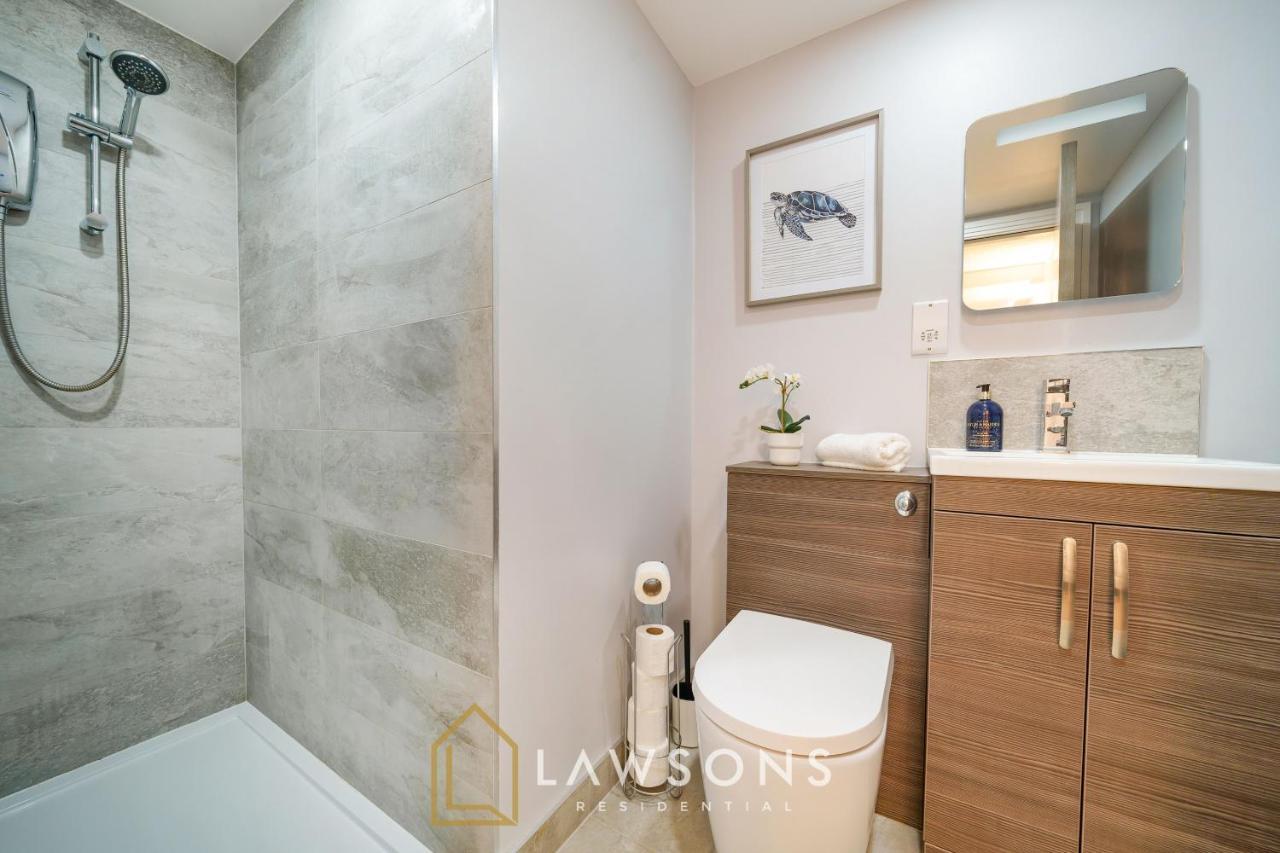 Cosy Living By Lawsons Apartment Windsor Exterior photo